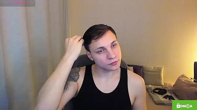 handsome guy01 online show from March 1, 5:48 pm