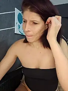 Lenchen  online show from January 27, 8:28 pm