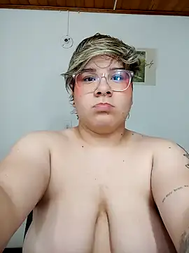 amalia love online show from February 2, 6:26 am