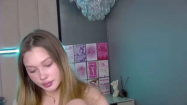 ViolaFlirt online show from January 29, 11:20 am