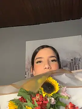 Snapshot of Praga_Pink chatting on March 22, 10:06 am Praga Pink online show from March 22, 10:06 am