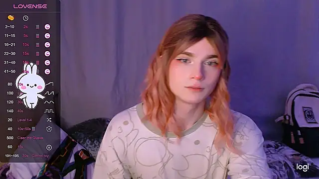 Alice Hells online show from February 8, 7:15 am