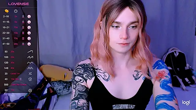 Snapshot of Alice_Hells chatting on April 24, 5:48 pm Alice Hells online show from April 24, 5:48 pm