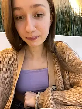 Lia  Love online show from January 24, 12:31 pm