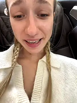 Lia  Love online show from September 15, 12:16 pm