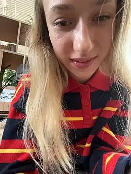 Lia  Love online show from October 7, 12:13 pm