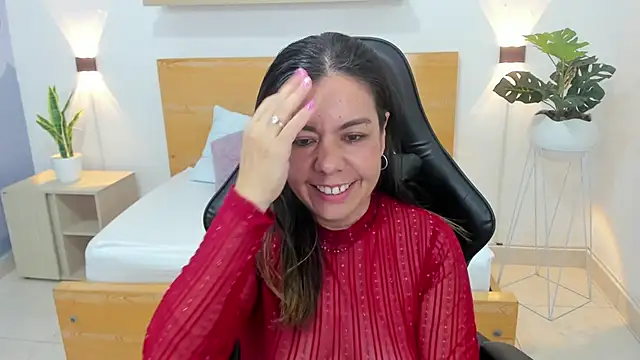 Snapshot of nahia_13 chatting on February 8, 5:51 am nahia 13 online show from February 8, 5:51 am