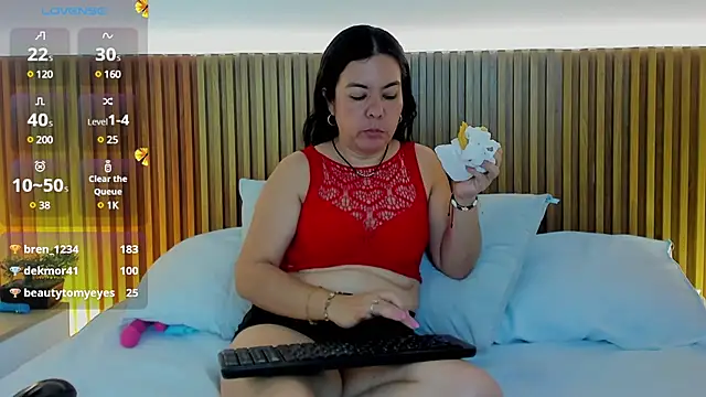 Snapshot of nahia_13 chatting on March 22, 8:40 am nahia 13 online show from March 22, 8:40 am