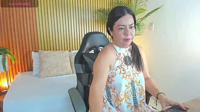 Snapshot of nahia_13 chatting on October 28, 12:09 pm nahia 13 online show from October 28, 12:09 pm