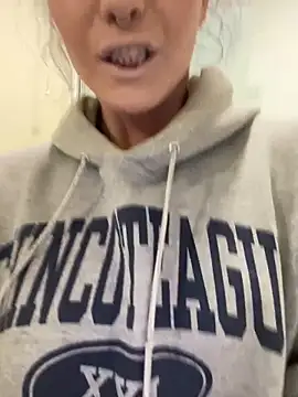 SweetSolez online show from April 5, 9:12 pm