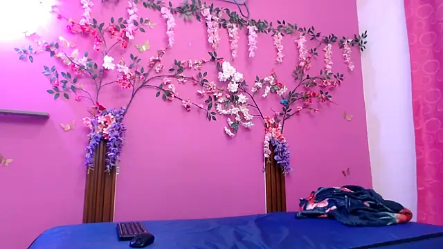 analdeepalejandra18 online show from February 23, 7:11 pm