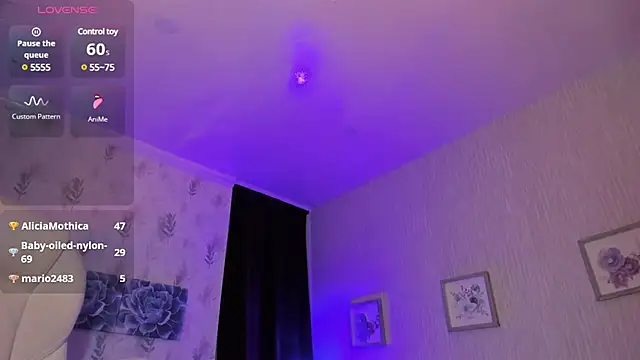 Snapshot of blaiine_colfer chatting on February 4, 3:33 am blaiine colfer online show from February 4, 3:33 am