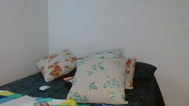 Snapshot of Vanessa_Aniston chatting on March 3, 12:37 pm Vanessa Aniston online show from March 3, 12:37 pm