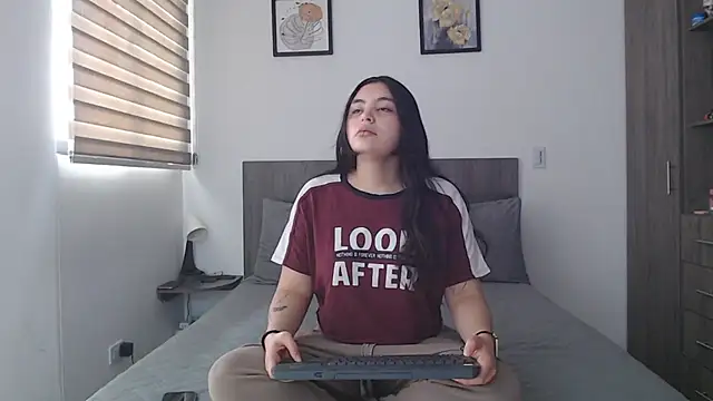 Scarlett Jazmin online show from May 27, 2:25 pm