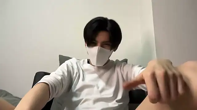 Lio kun online show from March 7, 4:11 pm