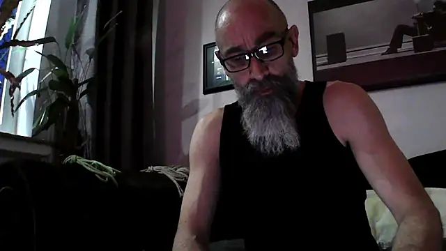 Snapshot of Kingsscepter chatting on January 29, 4:52 pm Kingsscepter online show from January 29, 4:52 pm