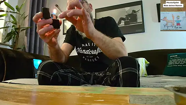 Snapshot of Kingsscepter chatting on February 11, 5:50 pm Kingsscepter online show from February 11, 5:50 pm