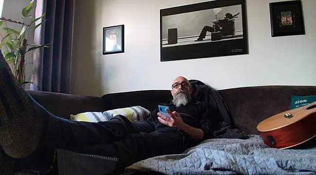 Snapshot of Kingsscepter chatting on February 26, 3:08 pm Kingsscepter online show from February 26, 3:08 pm