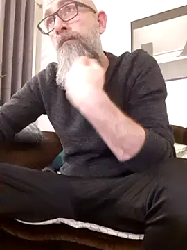 Snapshot of Kingsscepter chatting on March 11, 5:46 pm Kingsscepter online show from March 11, 5:46 pm