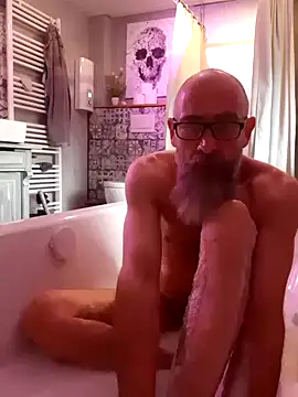 Snapshot of Kingsscepter chatting on March 13, 2:01 pm Kingsscepter online show from March 13, 2:01 pm