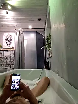 Kingsscepter online show from April 6, 6:20 pm