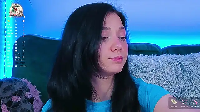 AveryWillow online show from January 17, 6:22 pm