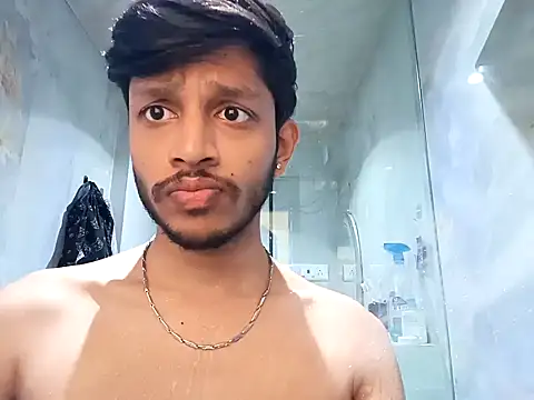 skinnyyyyyyyyy online show from February 6, 5:14 am