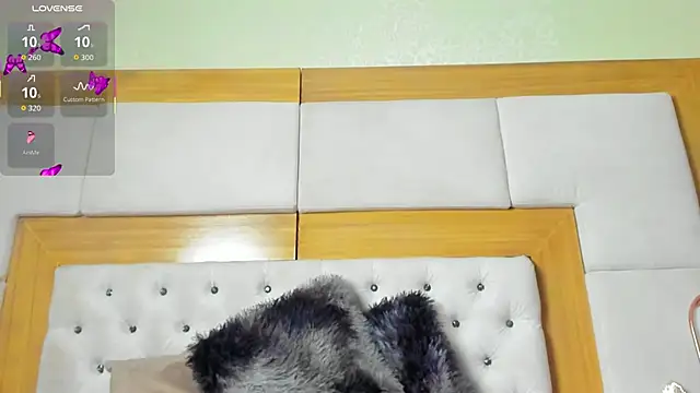 Selenecollins online show from November 3, 3:13 pm