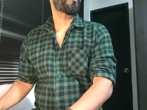 bruce bigg online show from February 5, 11:23 am