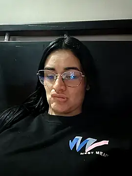 Hanna Kinsley online show from March 11, 3:05 am