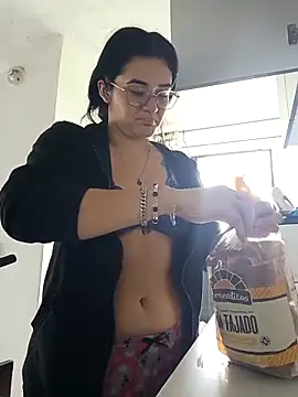 Hanna Kinsley online show from September 24, 4:21 pm