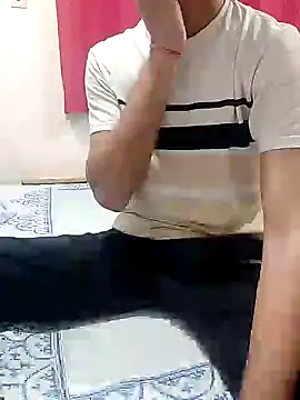 rahul 4u online show from December 5, 10:01 pm