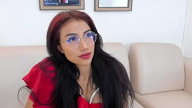 naomiii   online show from January 29, 1:16 am