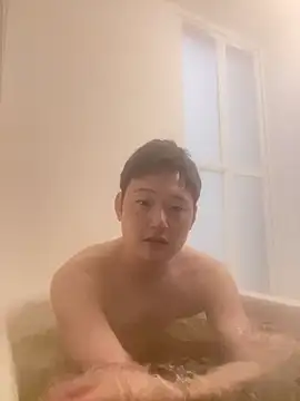 tuki fu online show from March 5, 11:06 am