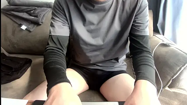 tuki fu online show from March 10, 4:17 am