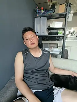 Snapshot of tuki_fu chatting on July 21, 4:48 am tuki fu online show from July 21, 4:48 am