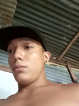 tayson  online show from February 6, 6:13 pm