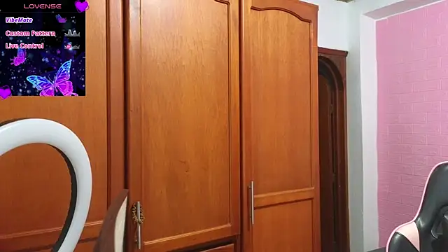 abigail monore  online show from January 7, 12:13 am