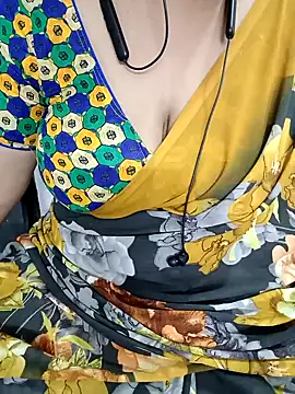 Snapshot of Yours_Radika chatting on December 30, 10:12 pm Yours Radika online show from December 30, 10:12 pm