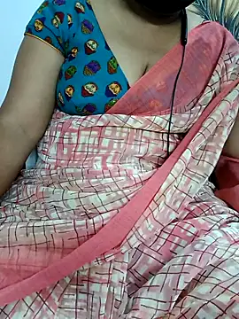 Snapshot of Yours_Radika chatting on March 2, 7:56 pm Yours Radika online show from March 2, 7:56 pm