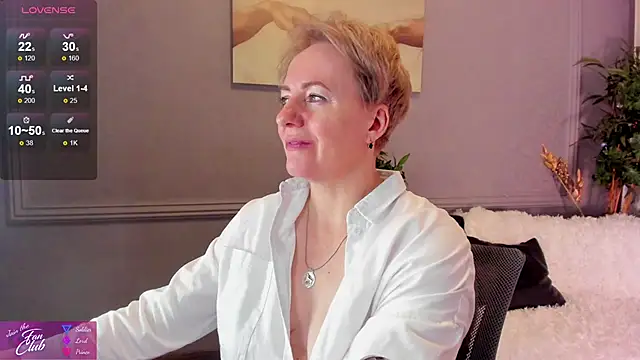 Nika Smit online show from January 4, 8:28 am