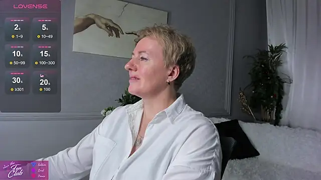 Nika Smit online show from January 12, 11:50 am