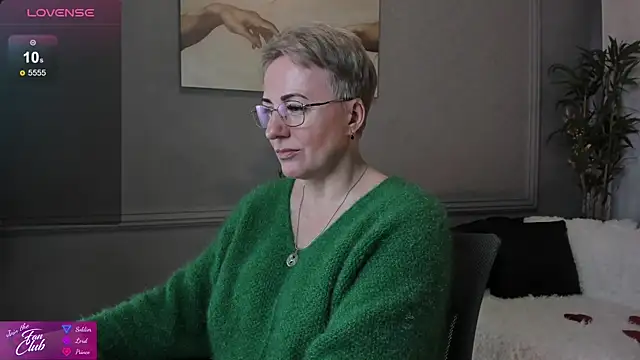 Nika Smit online show from February 15, 8:44 am