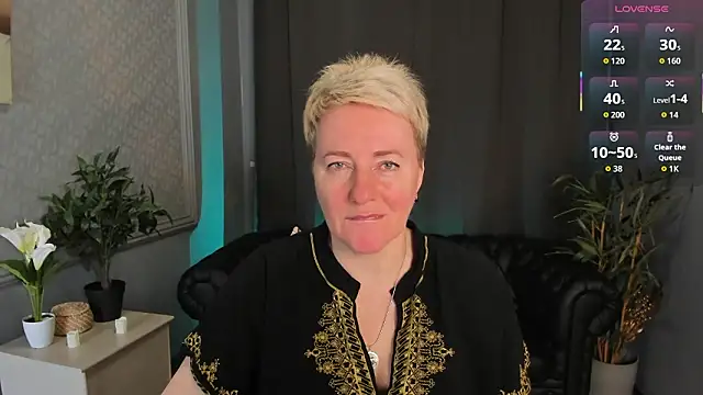 Nika Smit online show from March 29, 7:19 am