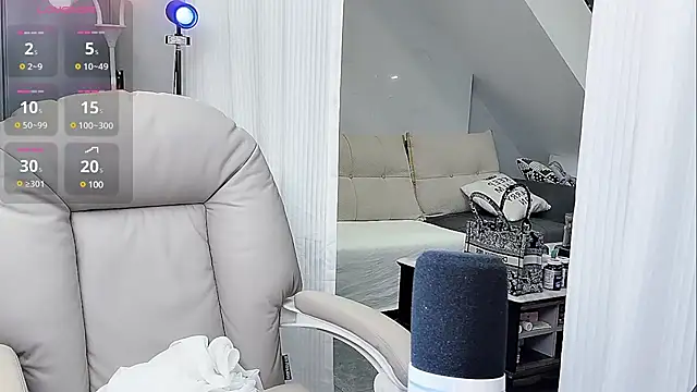 yoyo520- online show from March 15, 8:54 pm