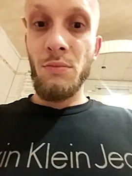 hoot denis28 online show from December 21, 8:28 am