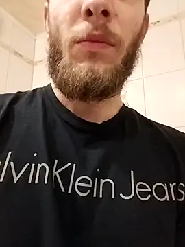 hoot denis28 online show from February 8, 6:01 pm