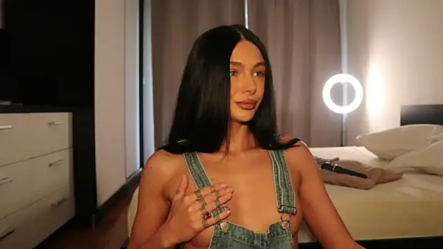 IvyKaelani online show from April 30, 1:50 pm