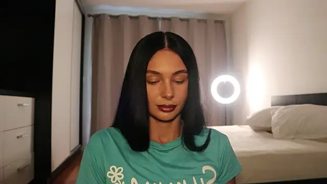 IvyKaelani online show from June 5, 3:51 pm