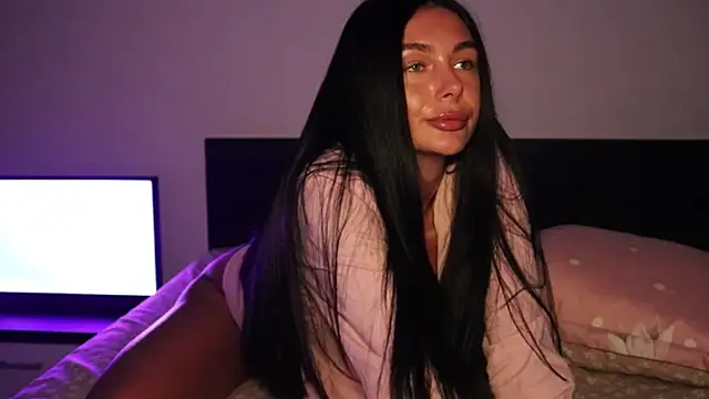 IvyKaelani online show from June 12, 3:33 pm
